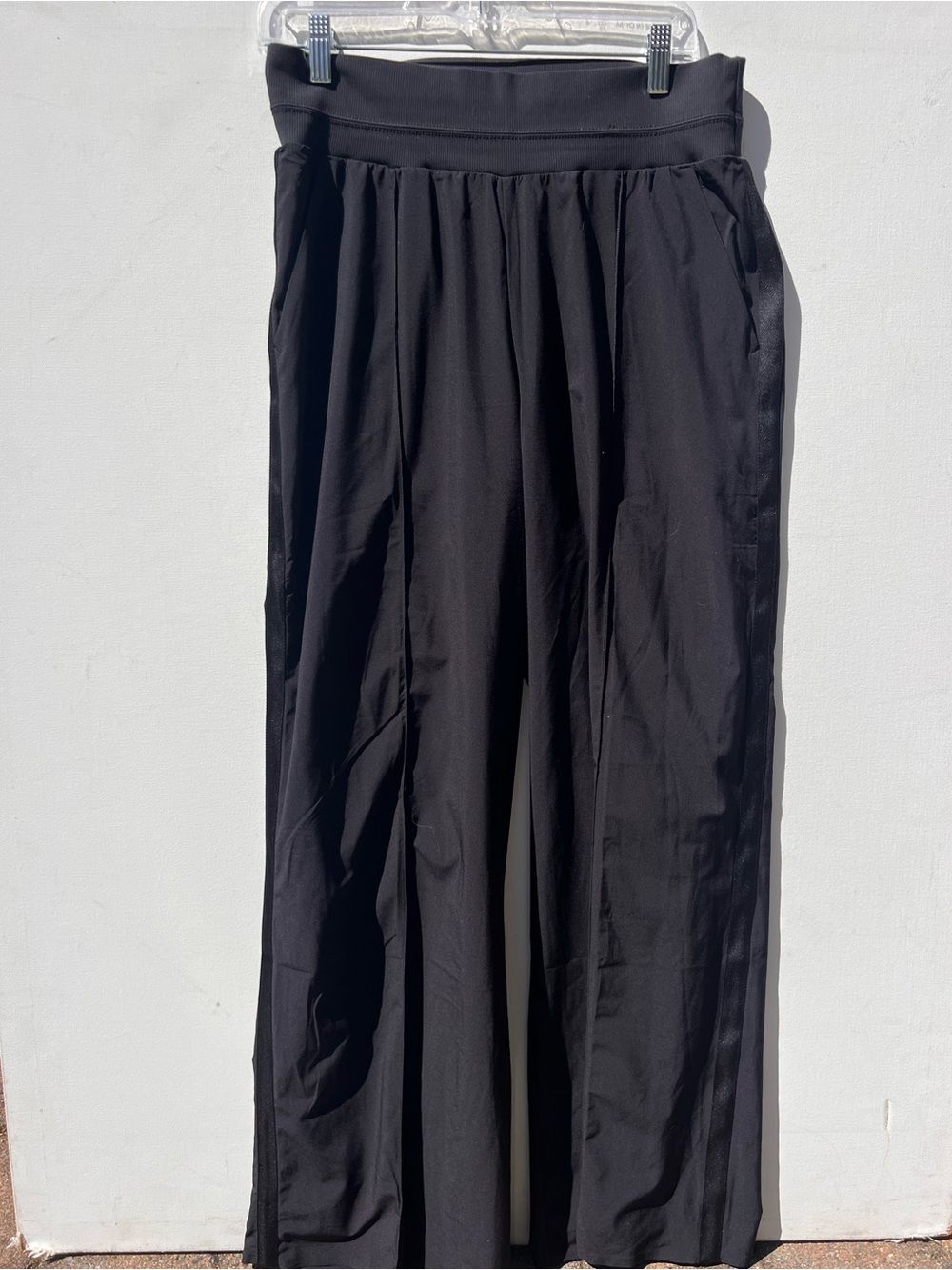 ATHLETA Wide leg Nolita pants 12 black - Picture 3 of 6